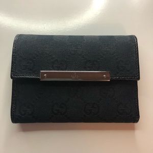 Authentic Gucci Monogram Wallet